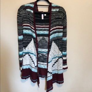 Francesca’s Hooded Patterned Cardigan